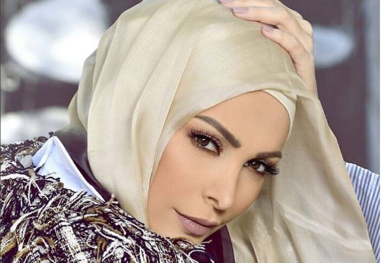 هل أخطأت أمل حجازي بحق حجابها؟!