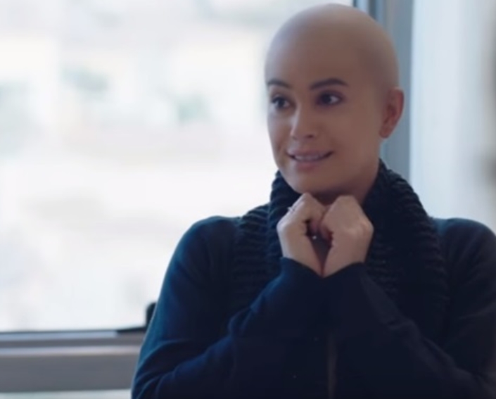 في شهر التوعية من سرطان الثدي، هكذا تخلّت نجمات عربيات عن شعرهنَّ دعماً لمرضى السرطان