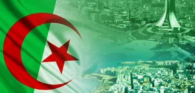 اليكم أسماء الفنانين الأُوَل الذين عايدوا الجزائريين بذكرى استقلال الجزائر!
