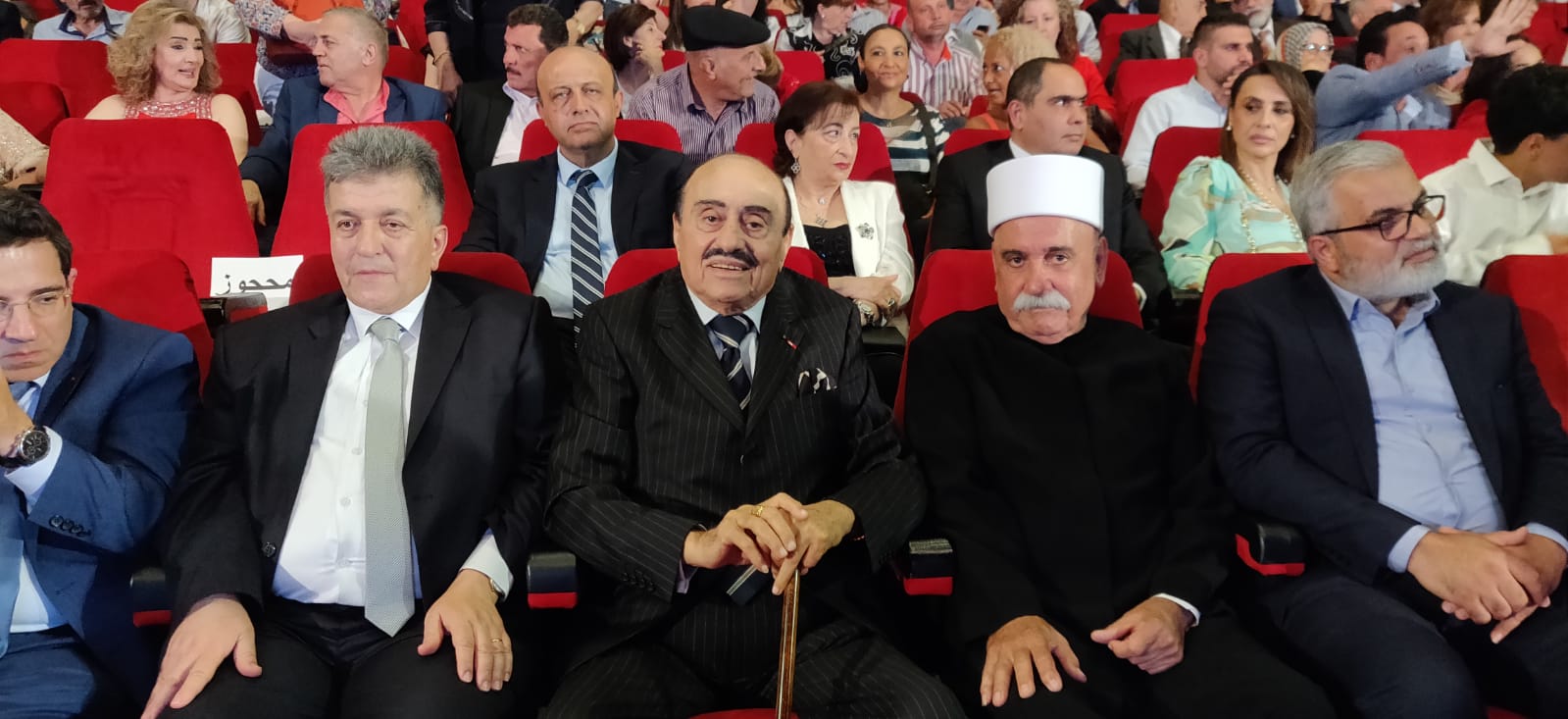 9ee7feb5-7418-4b42-b28d-a18469398031