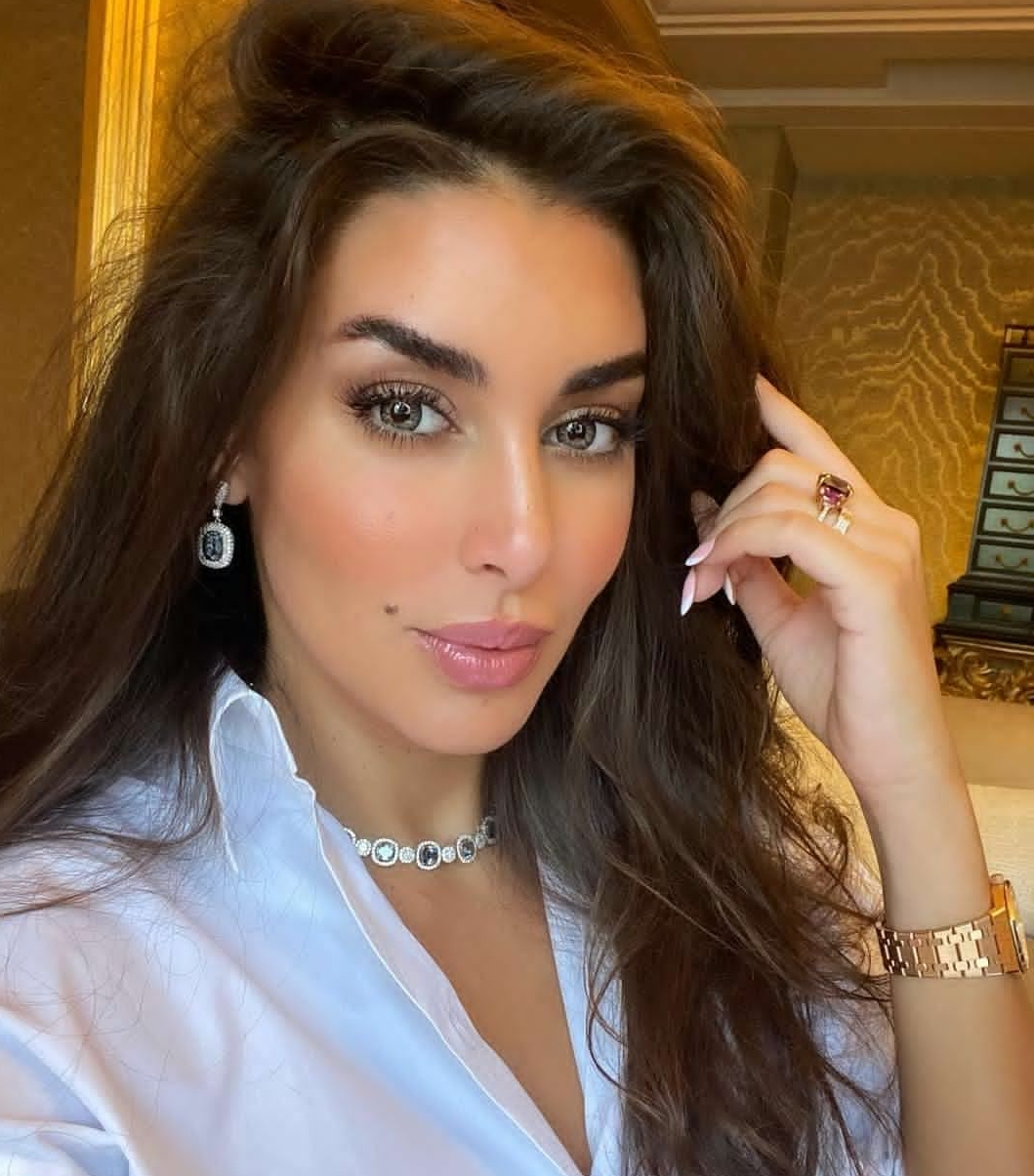 e7767733-6324-4e40-90f1-558aa0edc55a