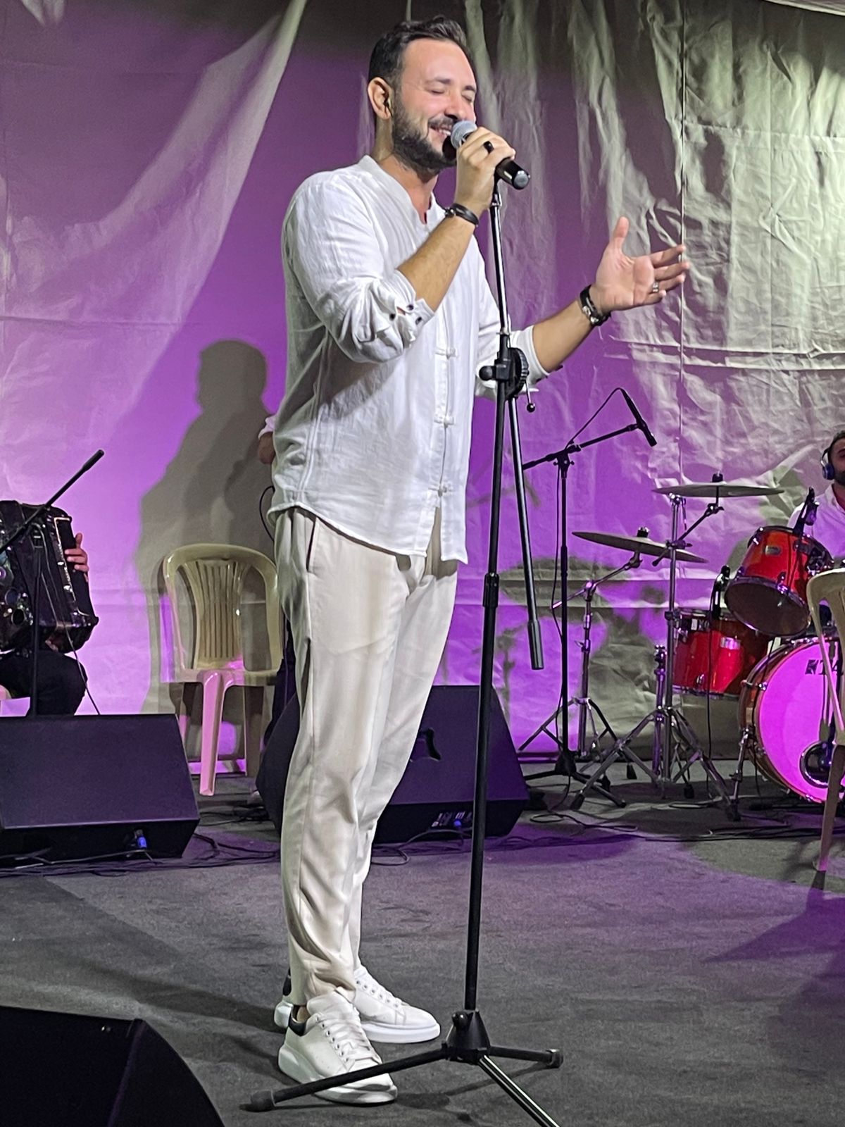 f46d7de4-61c4-4c4f-a72b-732c65b2ab5b