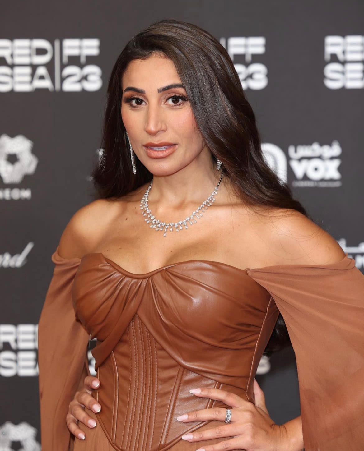 8430cfb0-d6d1-4b77-9b9c-5e215fab1997