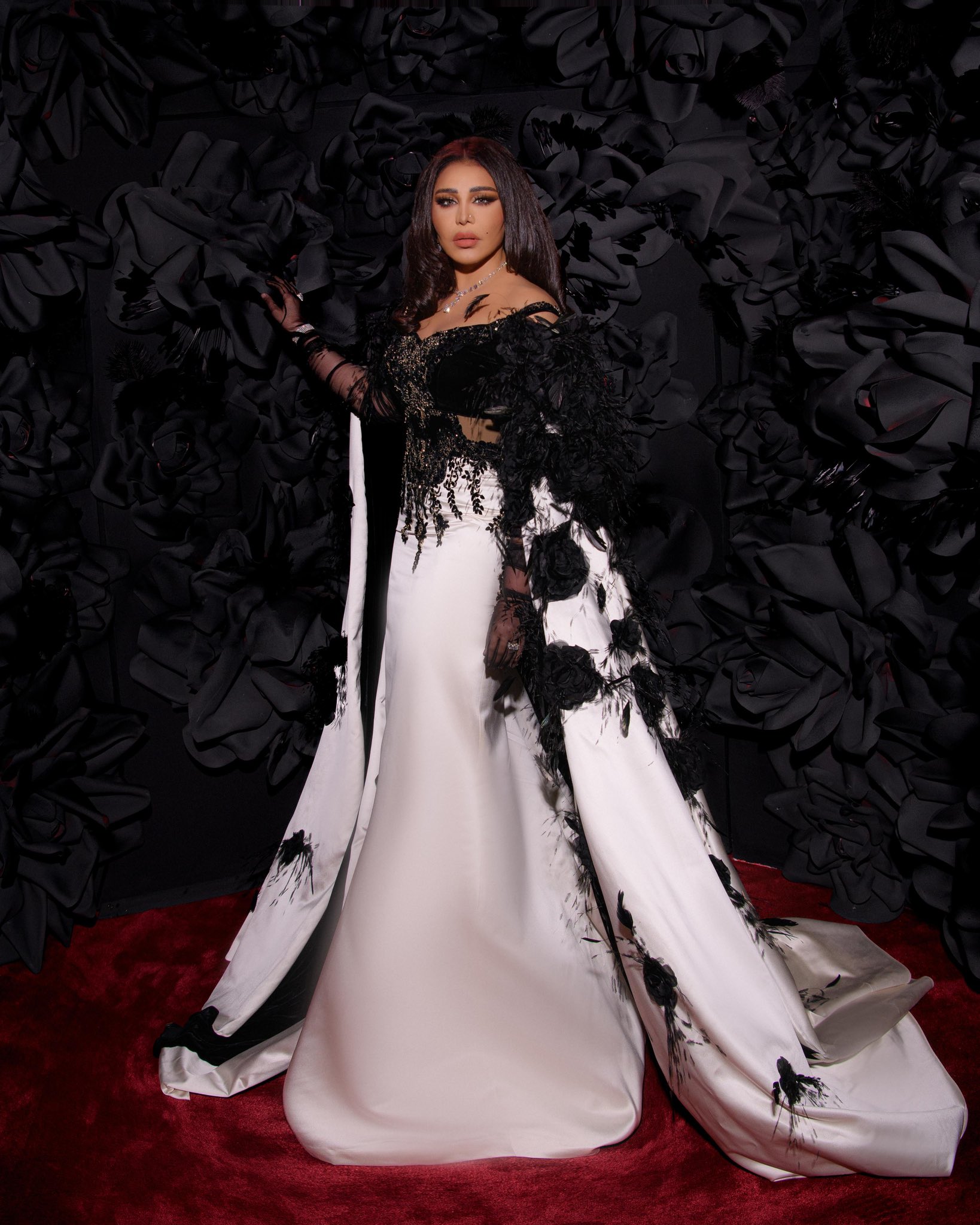 ahlam bi fostan aswad gallery