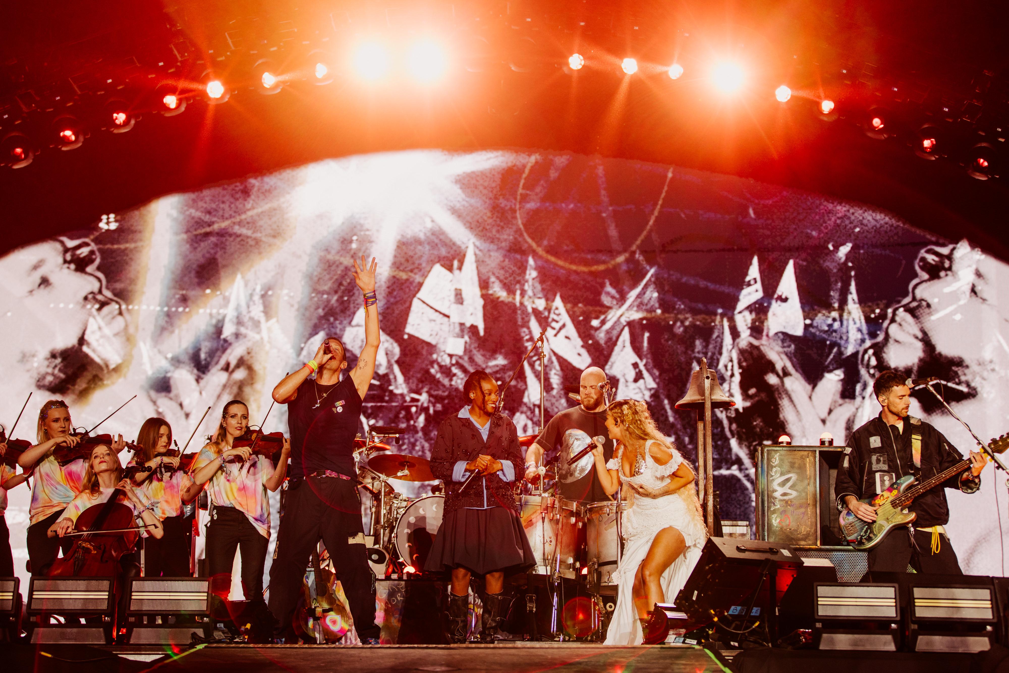 ELIANNA AND COLD PLAY 2