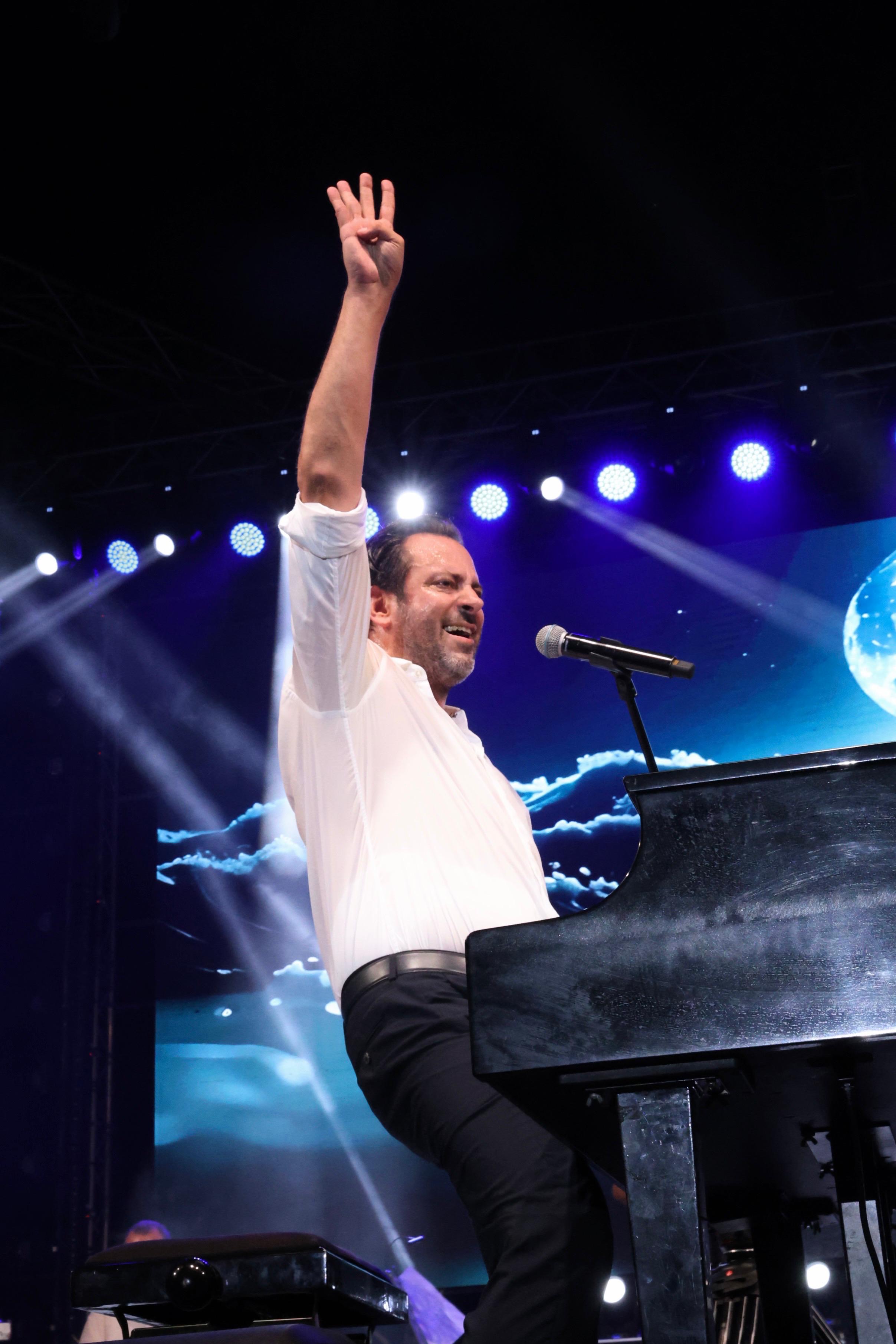 ad4dd472-9bb3-4e38-82f0-b2b240595af4