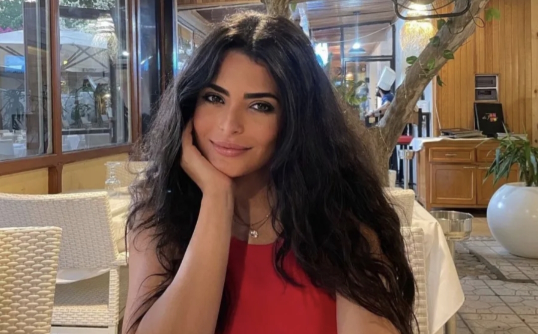 أسماء جلال تنفي شائعات ارتباطها بعمرو دياب وأحمد فهمي وتؤكد احترام خصوصيتها