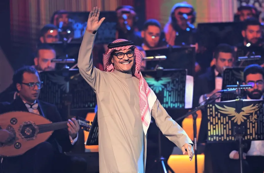 رابح صقر في مسقط: ليلة موسيقية تحت نجوم الأوبرا السلطانية