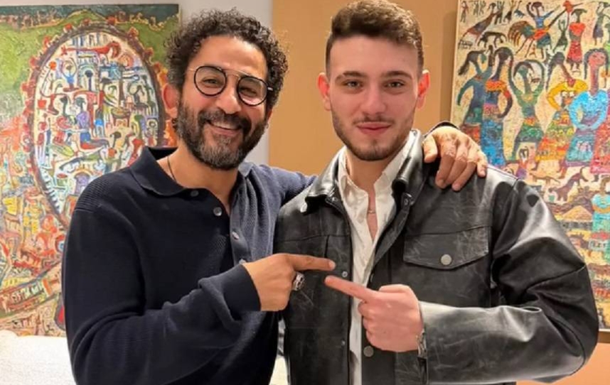 أحمد حلمي يستقبل الشامي في منزله ويمنحه دعماً فنياً لافتاً