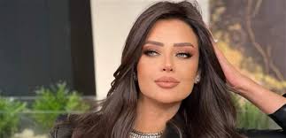 رضوى الشربيني تفتح ملف إيمان الزايدي ولقاء الخميسي وتكشف خفايا زواج عبد المنصف