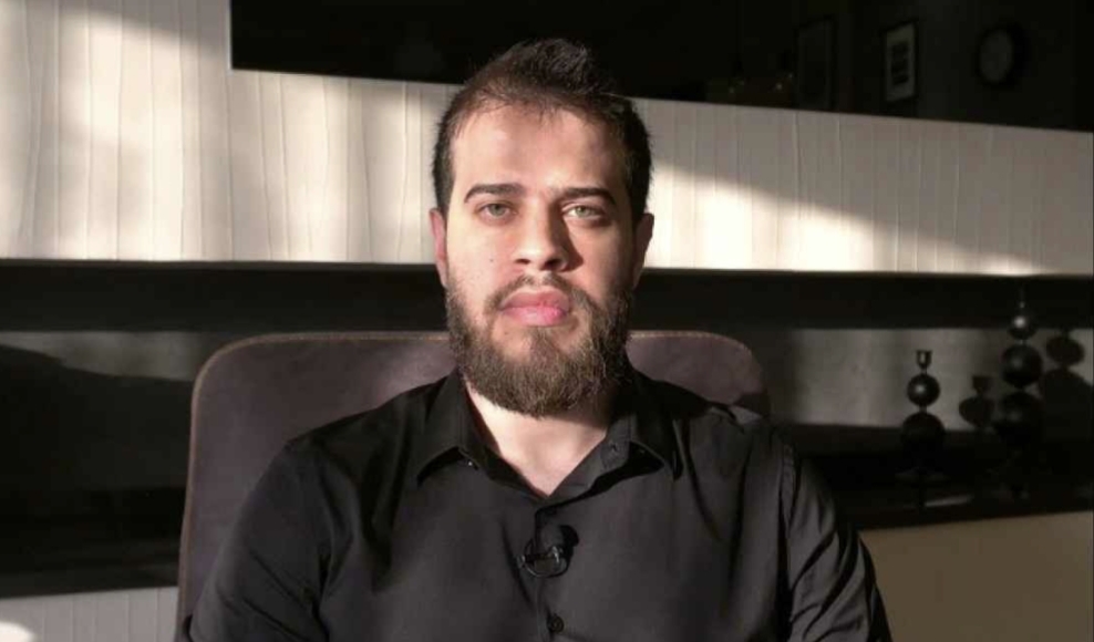 أدهم النابلسي يصل إلى بيروت لإحياء أمسيتين دينيتين في رمضان