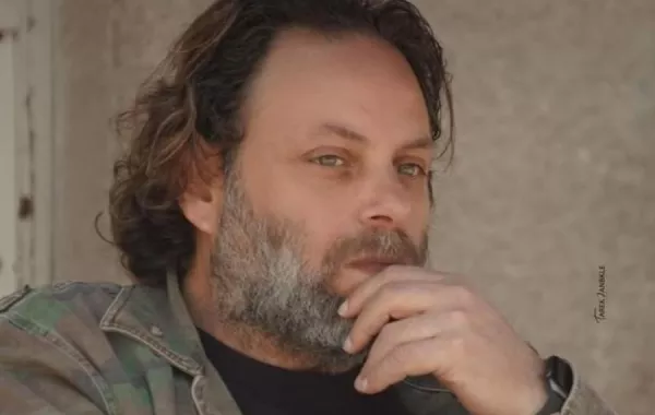 سيف الدين سبيعي ينتقد دراما رمضان: صناعة الترند تضعف الدراما… و«سعادة المجنون» يحقق حضوراً لافتاً