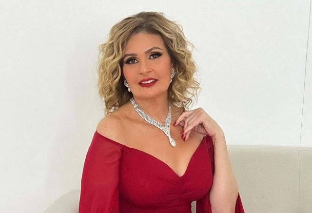 يسرا توجّه رسالة تضامنيّة مع دول الوطن العربي في ظل التوتر الإقليمي التمصاعد يسرا توجّه رسالة تضامنيّة مع دول الوطن العربي في ظل التوتر الإقليمي المتصاعد