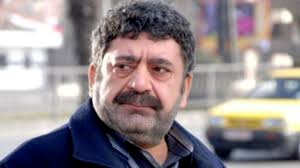 فارس الحلو يردّ بطريقته على شائعة اعتزاله… ويستعيد ذاكرة المسرح بجرعة وفاء لخشبته الأولى