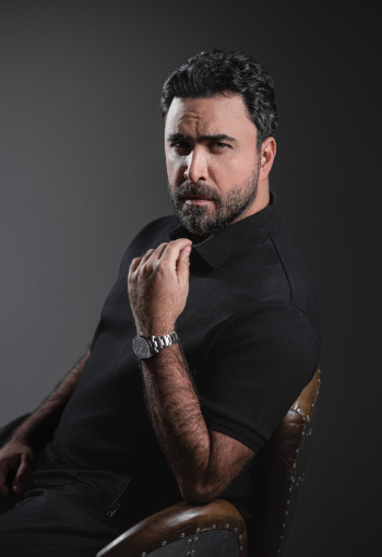 نادر الأتات يوجّه رسالة من لبنان.. دعوة للوحدة وسط المحنة