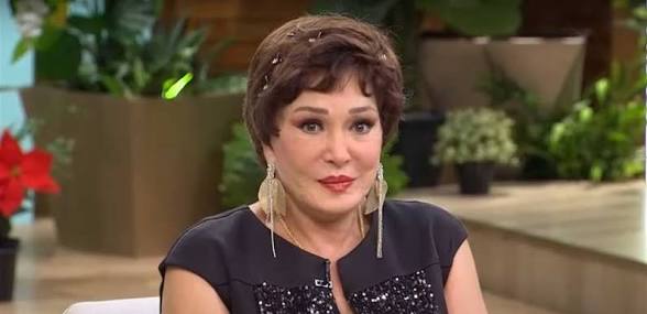 لبلبة تكشف كواليس مشاركتها في فيلم “خلي بالك من نفسك” مع أحمد السقا وياسمين عبد العزيز لبلبة تكشف كواليس مشاركتها في فيلم "خلي بالك من نفسك" مع أحمد السقا وياسمين عبد العزيز