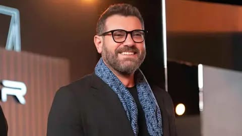 عمرو يوسف في برنامج "تفاعلكم" يعلّق على لقب "النمبر 1": "أستغفر الله العظيم"