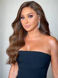 إليسا تستغيث بعد تعرّض صور الأثرية للعـ. ـدوان:" التاريخ من يعيده؟"