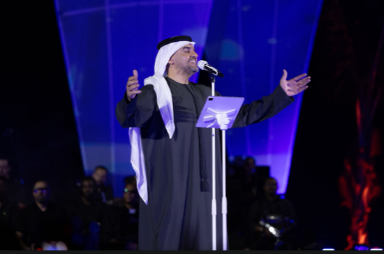 حسين الجسمي يخطف نبض الجمهور في الساحل الشمالي وسط هتافات المحبة وترديد الأغنيات