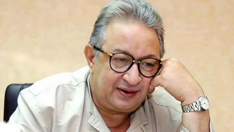 11 عامًا على رحيل نور الشريف.. ابنته سارة تروي تفاصيل مؤثرة عن حضوره في حياتها