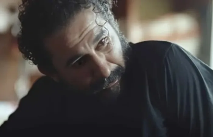 أحمد حلمي يعود بحكاية تخفي الكثير.. ما الذي يكشفه «حدوتة»؟
